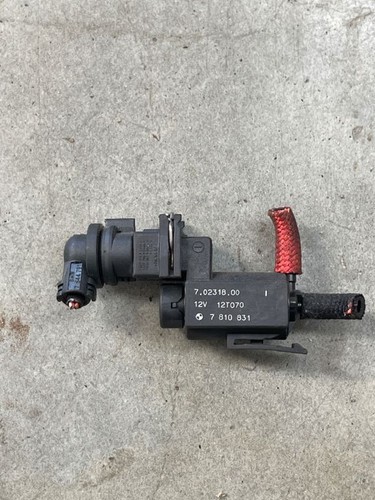 BMW 5 F10 F11 2012 Diesel 190kW Turbolader Druckwandler Magnetventil 70231800