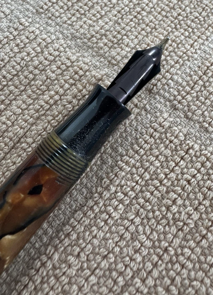 Parker Duofold специальный обтекаемый зеленый и жемчуг перьевая ручка датская версия - Изображение 4 из 4