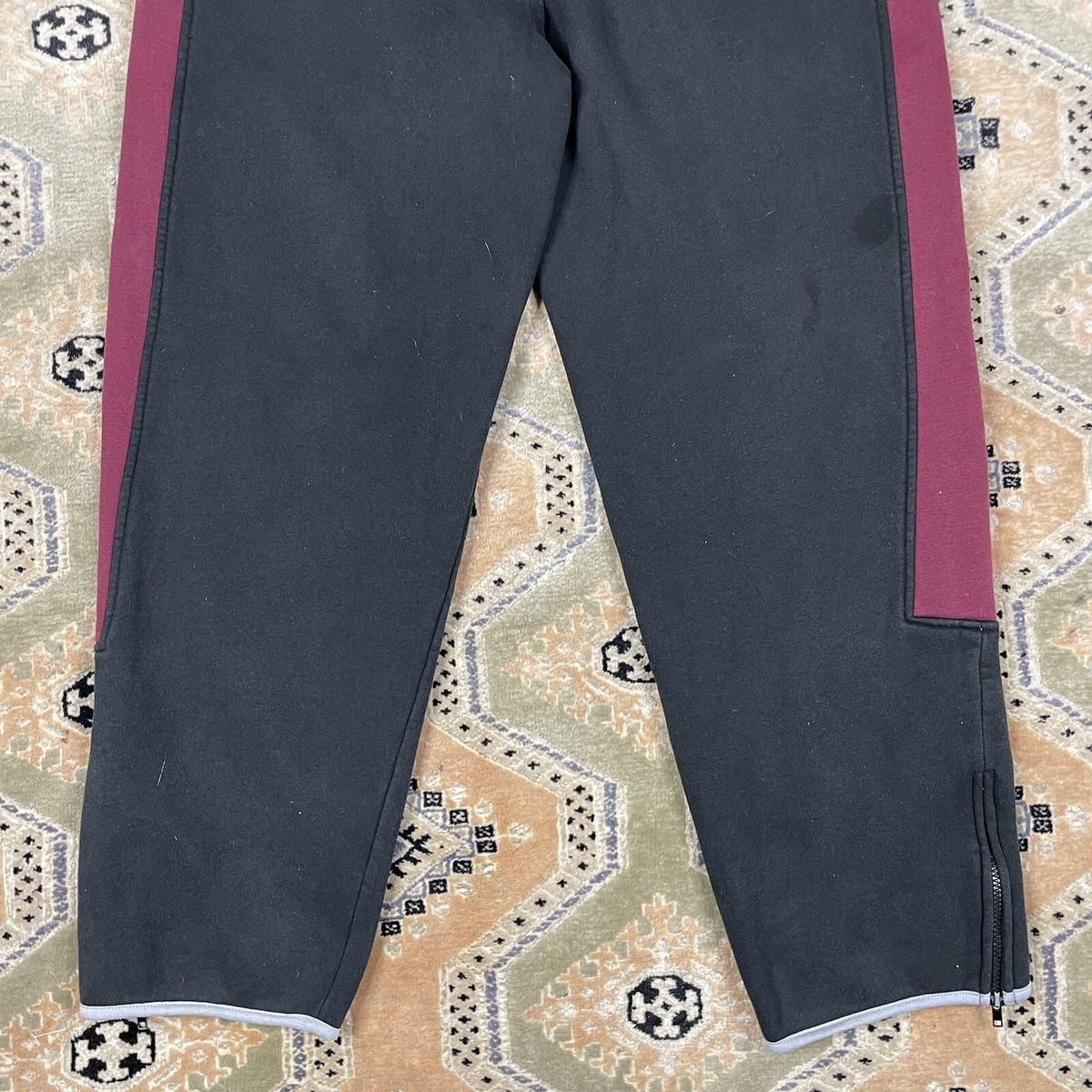 VTG 90's Y2K Outkast Clothing Company Baggy Sweatpants Men's VTG 90's Y2K Outkast Clothing Company Baggy Sweatpants Men's