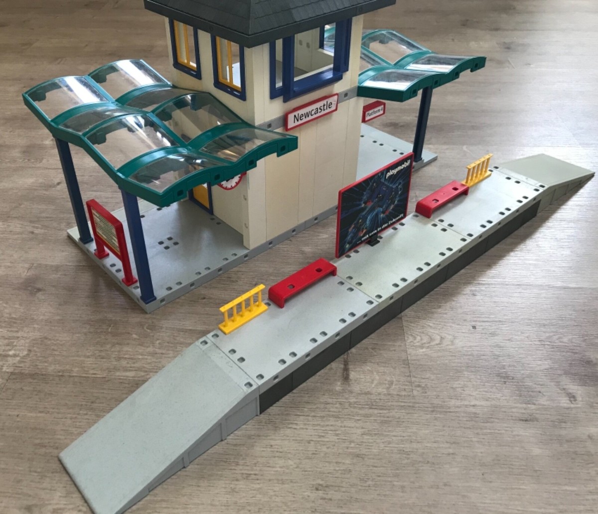 プレイモービル playmobil RCトレイン 駅 4302 s-l1200.jpg
