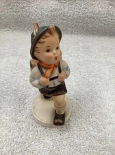 VINTAGE W.GOEBEL HUMMEL FIGURINE "SCHOOL BOY" #82 2/0 GERMANY 4.5 IN 