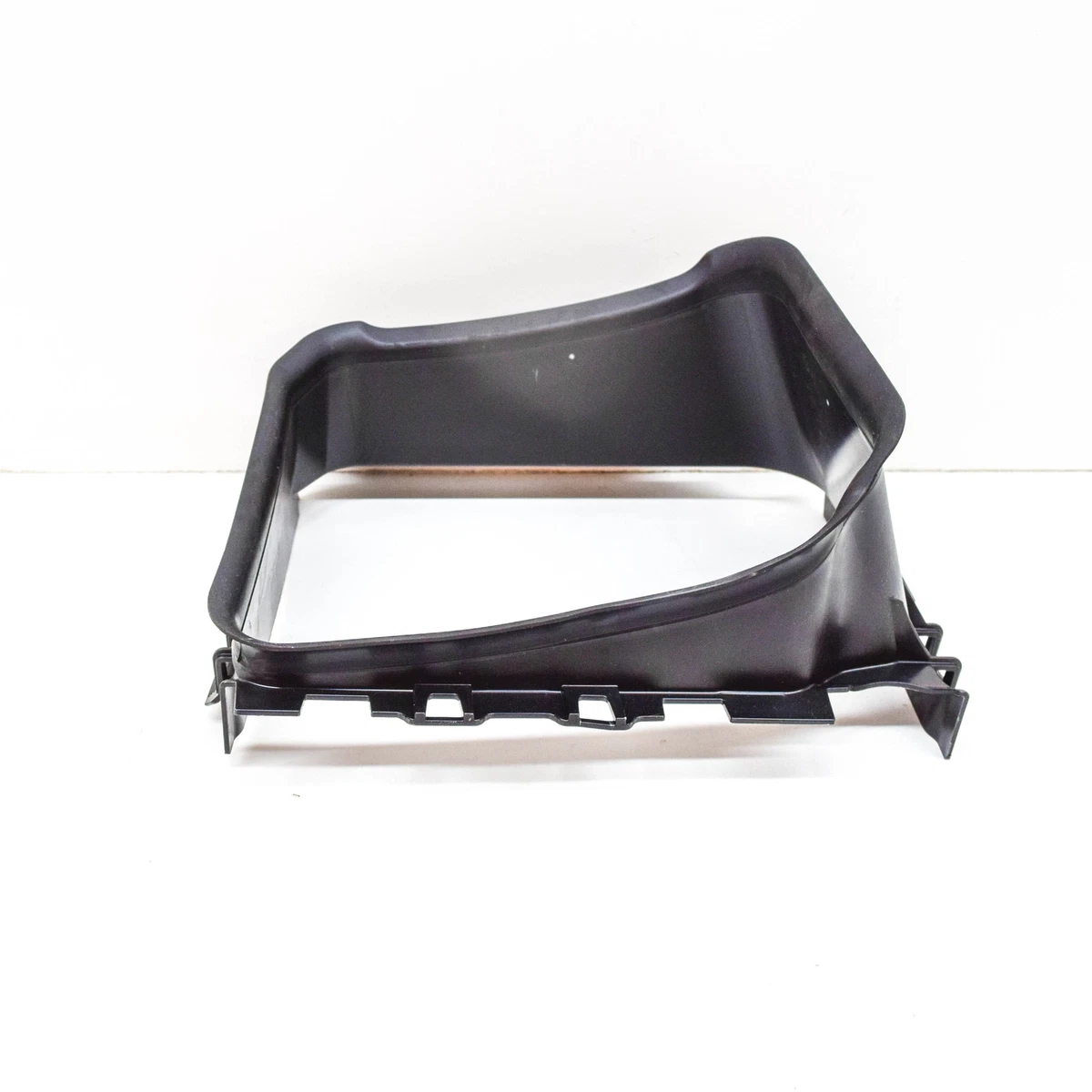NEW MERCEDES-BENZ S COUPE C217 REAR AIR DUCT A2175050530 ORIGINAL