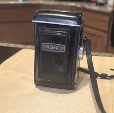 Yashica Yashica-Mat Copal MXV Twin Lens Reflex Camera 120mm Black