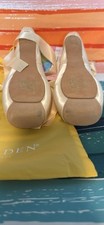 Gaynor Minden Pointe Shoes 8