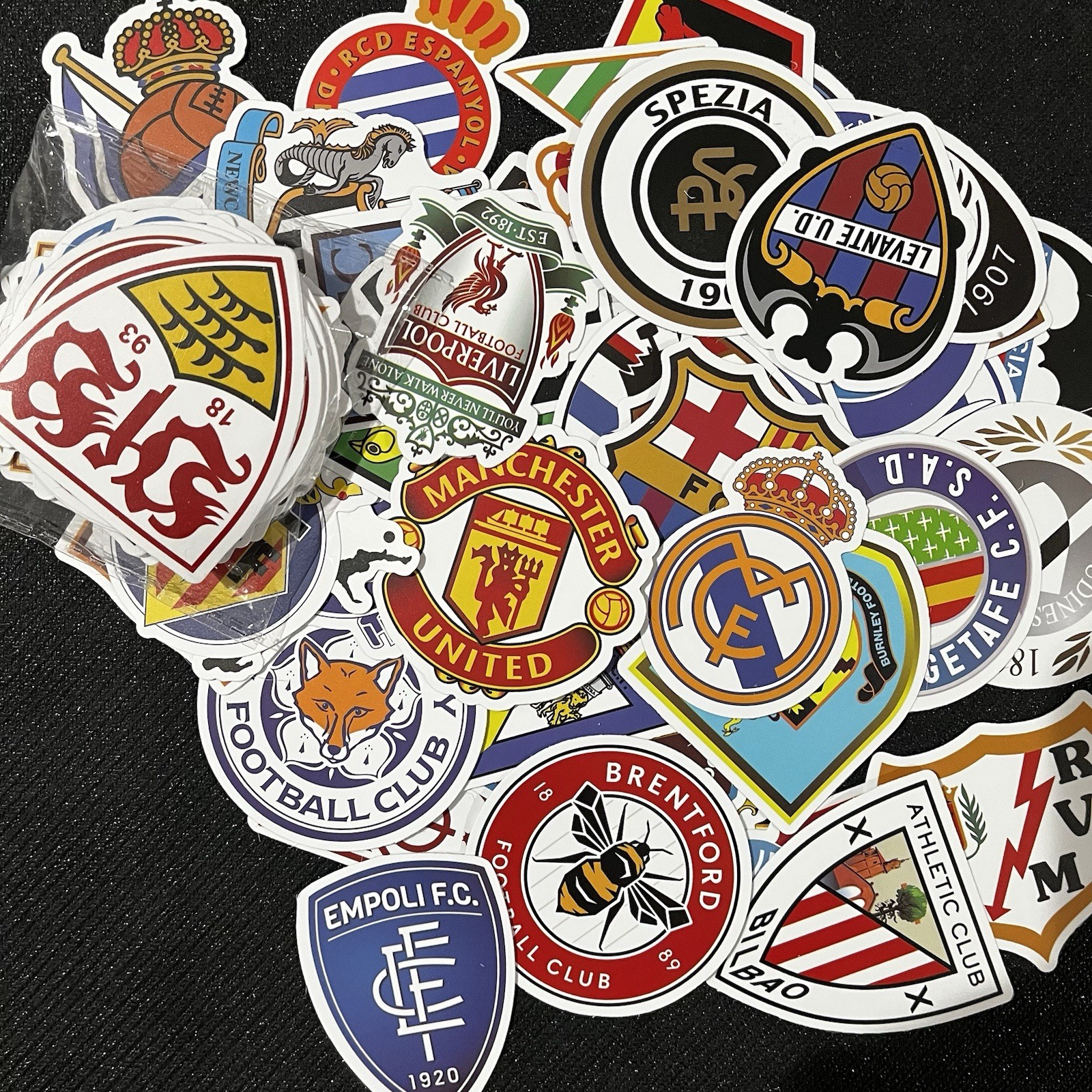 Adesivi in vinile impermeabile 100 pezzi squadre di calcio internazionali logo club football foto 3