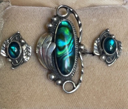 Vintage Native American Sterling Silver & Abalone Ring Sz 7 1/2 & Earrings