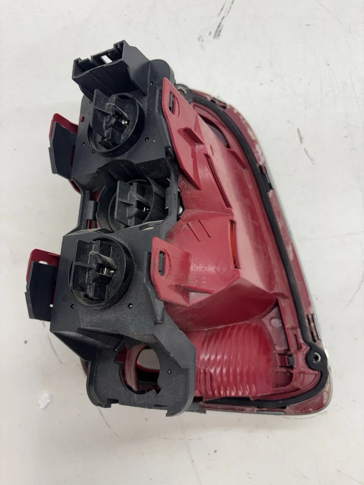 MINI COOPER S R56 2007-2010 luz trasera lateral derecha pasajero OEM Foto 2 de 4