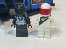 Lego 6781 Space Police Light Up SP-Strike Spaceship 100% Complete w/ Manual