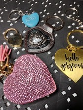 Lot Of 6 Heart Keychains DMH23