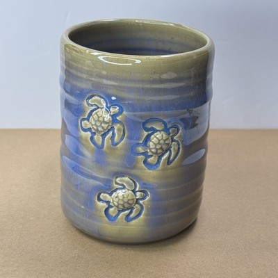 Sea Turtles Hawaii Pottery Mug Embossed 3D Ben Diller Blue Khaki Signed 2001