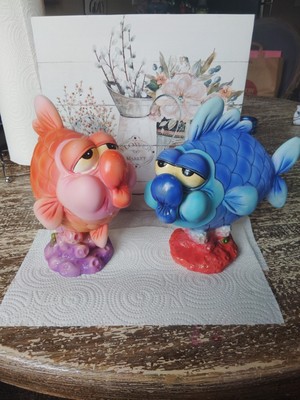 2 Rare Kissing Glittery Fish Figurines Blowfish Signed Resin Whimsical Figures 