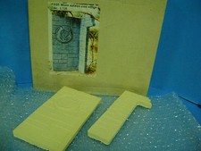 ATZECO WALL WITH EFFIGY 1/25 KIT CVR EDILMODEL