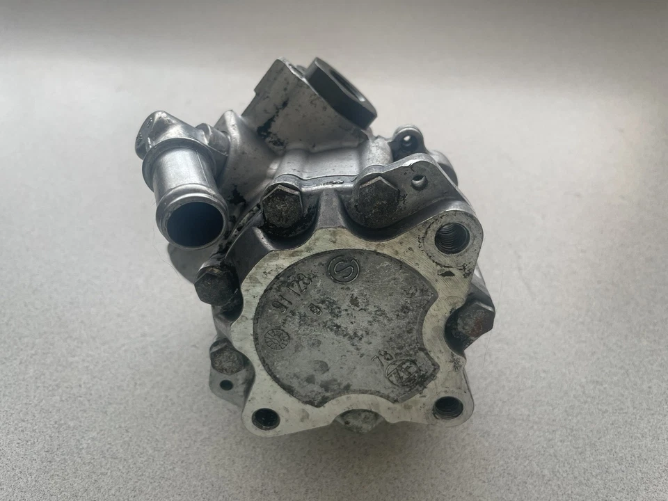 2000-2006 BMW X5 E53 ~ BOMBA DE DIREÇÃO HIDRÁULICA ~ 32416757914 ~ PEÇA DE FABRICANTE DE EQUIPAMENTO ORIGINAL - Imagem 4 de 4