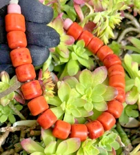 VINTAGE FANCY ETHNIC NECKLACE adorned with RESIN BEADS CORAL style