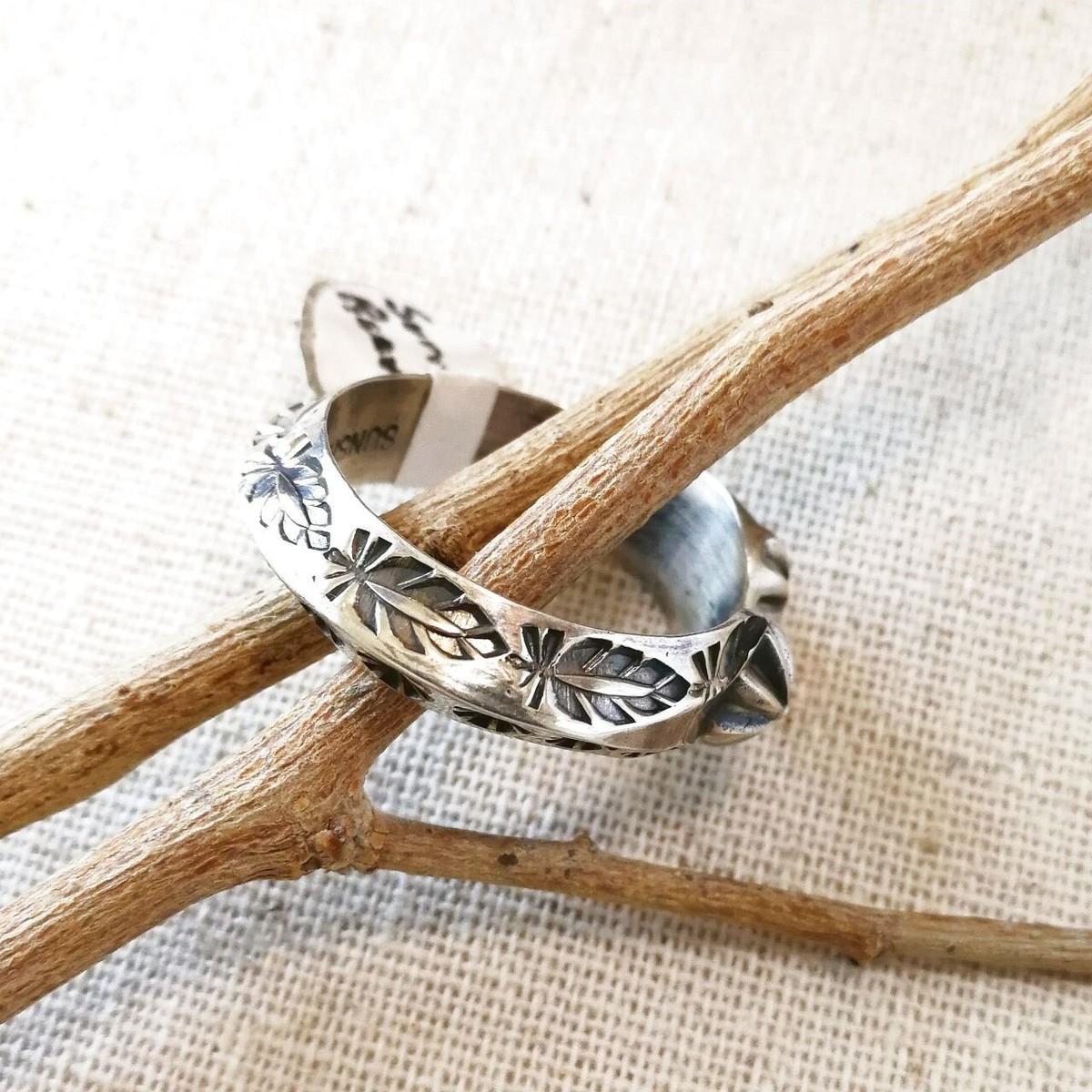 Detailed Sunny Reeves Native American Navajo Sterling Silver Extreme Stamp Bracelet Detailed Sunny Reeves Native American Navajo Sterling Silver Extreme Stamp Bracelet
