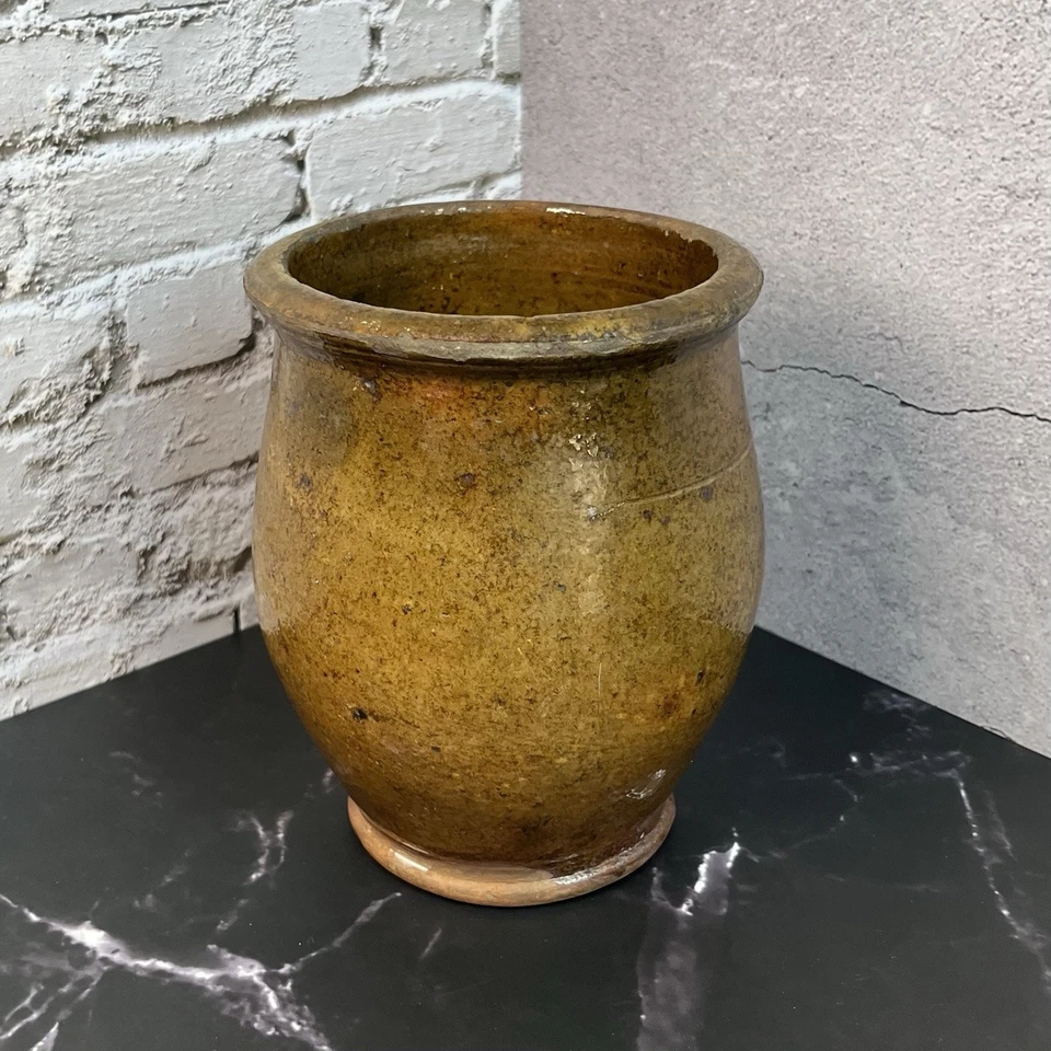 Early American Redware Pot With Yellow/green Glaze, New England - Image 2 of 4