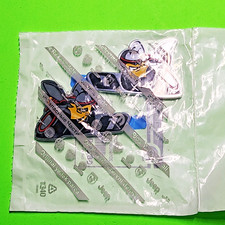 Oem Pair Angry Bees Challenger Charger Scat Pack Level 1 Emblems New 68249683ab