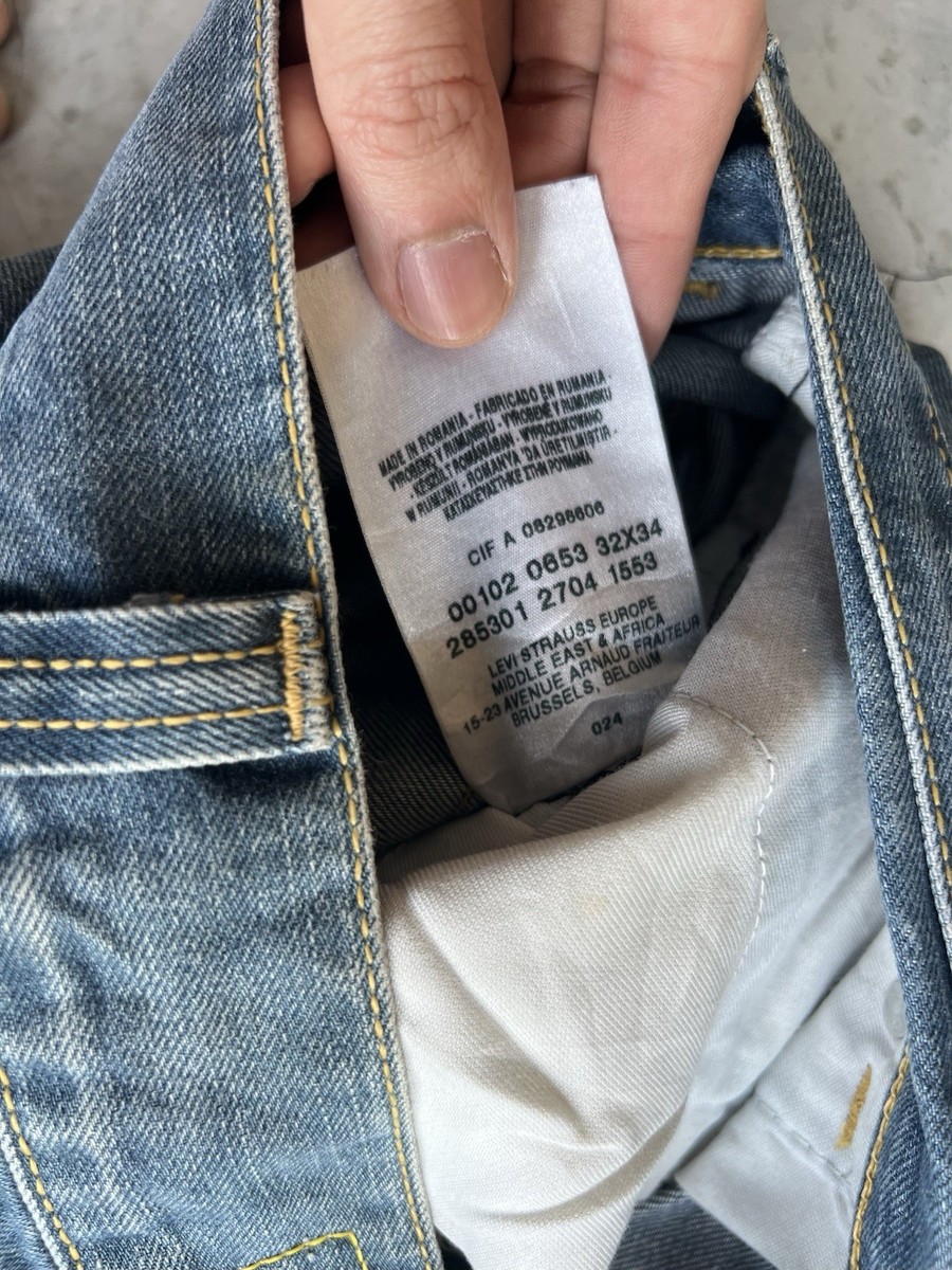 Vintage Levis Engineered Twisted Jeans Flap Pocket Tag W32 Actual