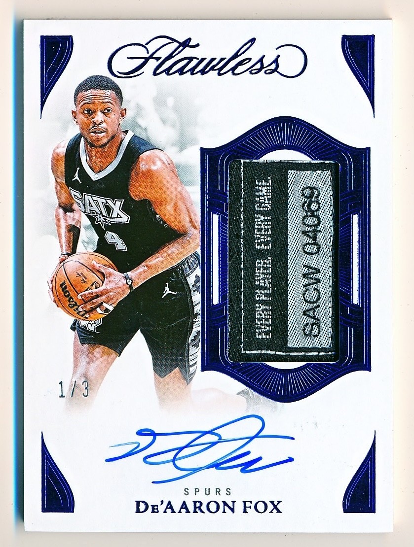 2024-25 Flawless De'Aaron Fox Vertical Blue Tag Patch Auto #VPA-DFK (1/3)