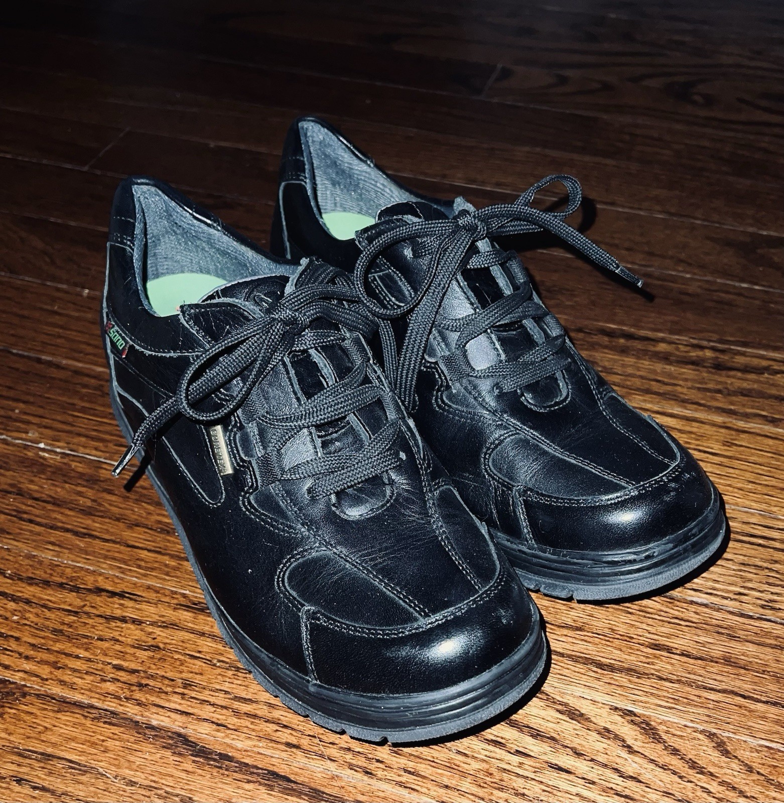 SAOLA Scarpe Mephisto Sano Gore Tex suola a dondolo taglia 8 5 pelle nera ottime condizioni