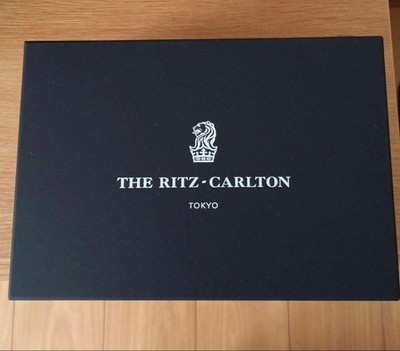 The Ritz Carlton Tokyo Pair Glass With Box And Logo