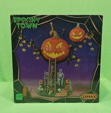 Lemax Spooky Town "Pumpkin Tree House"- Brand New, Lighted Table Accent-(C)