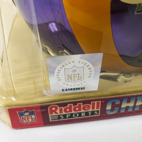 Riddell Chrome Mini Helmet St. Louis Rams Super Bowl Winners Limited Ed of 2000 - Picture 8 of 10