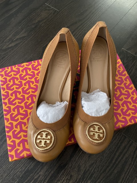 tory burch caroline