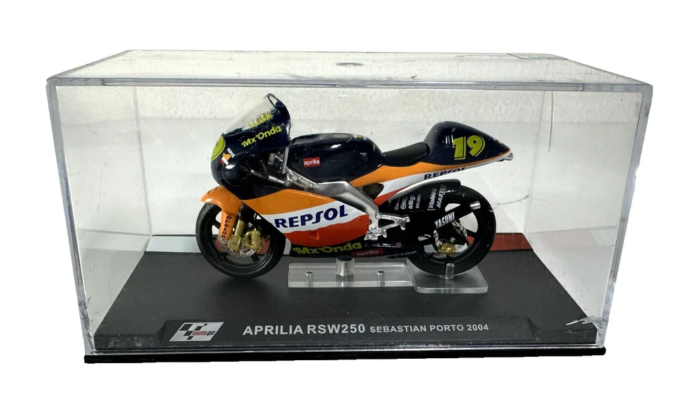 MODELLINO MOTO DIECAST APRILIA RSW250 SEBASTIAN PORTO 2004 1/24 - Immagine 2 di 4