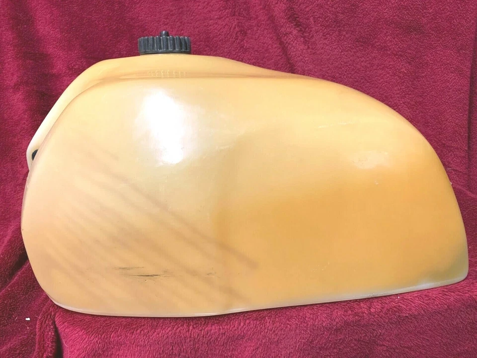 Tanque de combustible de gasolina de plástico Clarke Desert Yamaha Honda KTM CZ Honda Kawasaki #1417 Foto 2 de 4