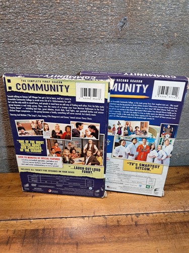 Community TV Show Complete Season 1 2 DVD Lot - First Two Seasons - Picture 6 of 6