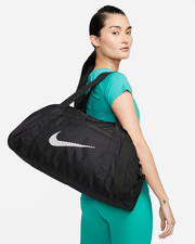 Nike Gym Club Duffle Bag Black/White 24L Sports Training Bag – NEW medium  