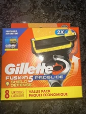 Gillette Fusion ProShield Men's Razor Blade Refills (8 Pack) FREESHIP⭐️