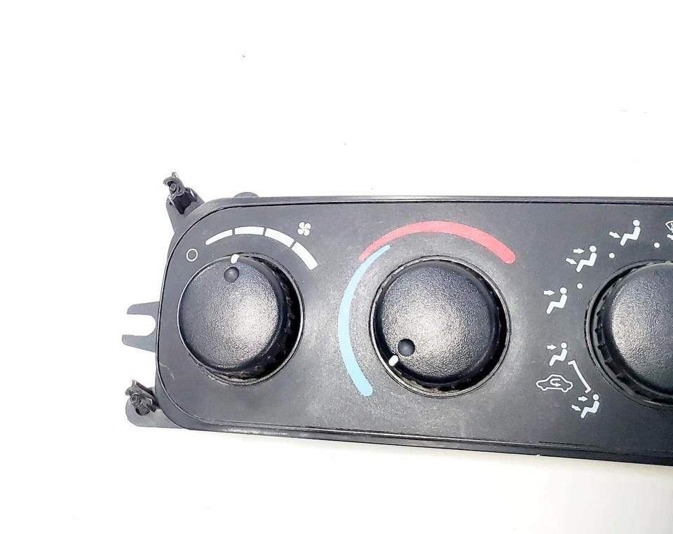 Dodge Ram 2500 2003 2005 OEM AC control de temperatura soportes dañados 55056321ac Foto 2 de 4