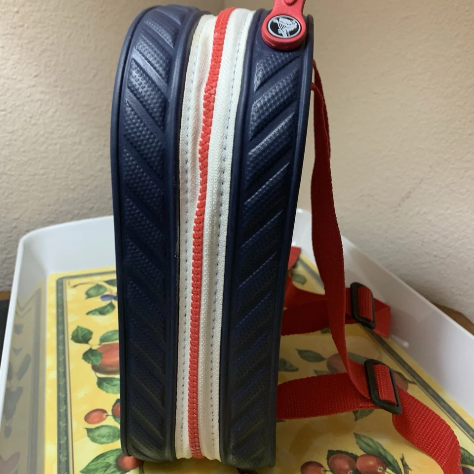 Crocs Mini Mochila Azul Marino Rojo Goma Cremallera Niños Unisex Bolso Preescolar-LIMPIO Foto 2 de 4