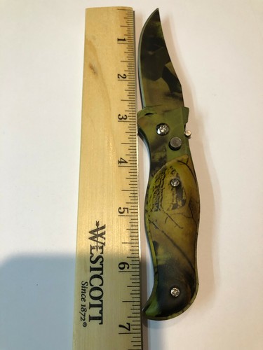 New! Camoflash Stainless Steel Pocket Knife - Picture 2 of 8
