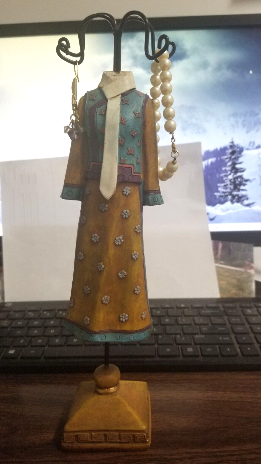 HANDCRAFTED JEWELRY HOLDER DISPLAY , 11" TALL, MAY RICH COMPANY JEWELRY