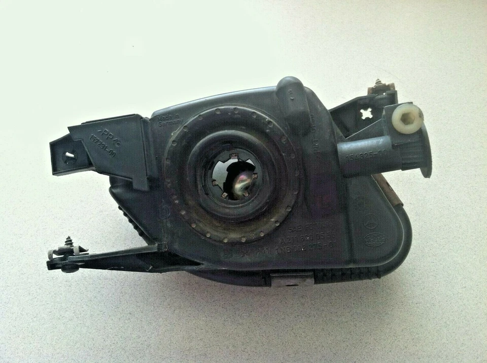 2002-2009 MERCEDES-BENZ E320 E350 E500 W211 ~ FAROL DE NEBLINA ESQUERDO - Imagem 3 de 4