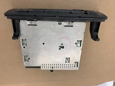  BMW Radio BUSINESS CD 1er E81 E82 E87 E88 3er 9202152  - Bild 1 von 3