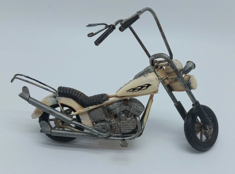 Juguete de motocicleta indio diecast vintage hecho a mano Foto 3 de 4
