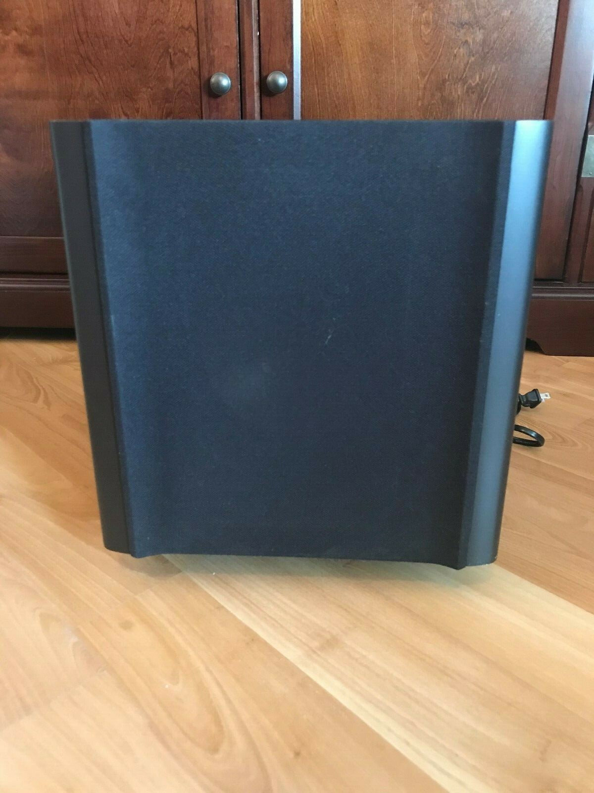 accurian subwoofer