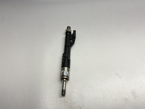 BMW 1 F20 F21 F22 F23 F87 M2 F80 M3 F82 M4 2016 Einspritzdüse 7639994 0261500172