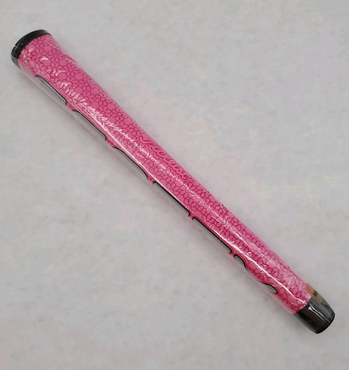 SCOTTY CAMERON 2026 ELECTRIC PINK 11 INCH MID-SIZE MATADOR MASTERS
