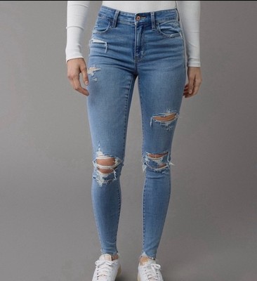 NWT American Eagle Outfitters Skinny Jeans Blue Distressed size 8