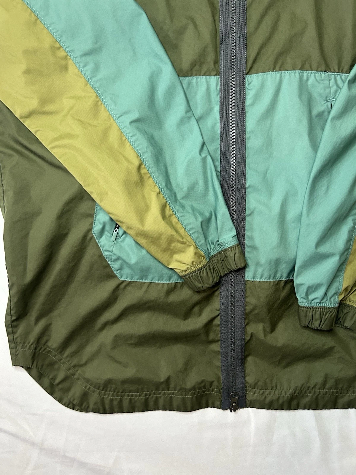 Nike Men’s Hooded Full Zip Colorblock Windbreaker Jacket Green/Blue Size S image 4