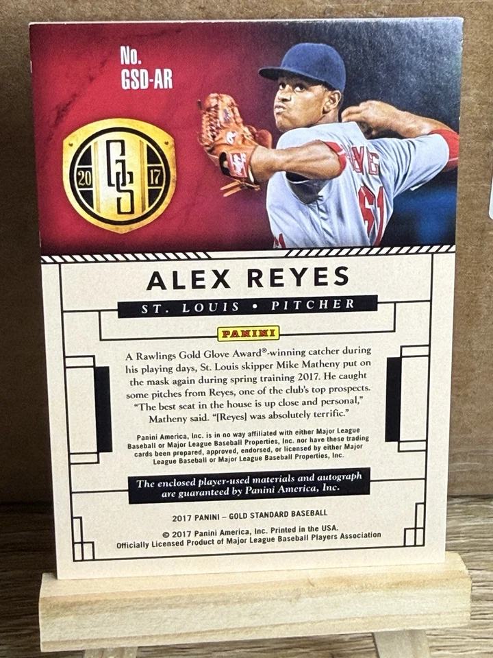 Camiseta deportiva Panini Gold Standard Rookie 2017 autógrafos doble Alex Reyes #GSD-AR/99 Foto 2 de 2