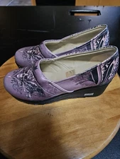 Cella Purple Skull Graphic Shoes Size 38 Hard To Find