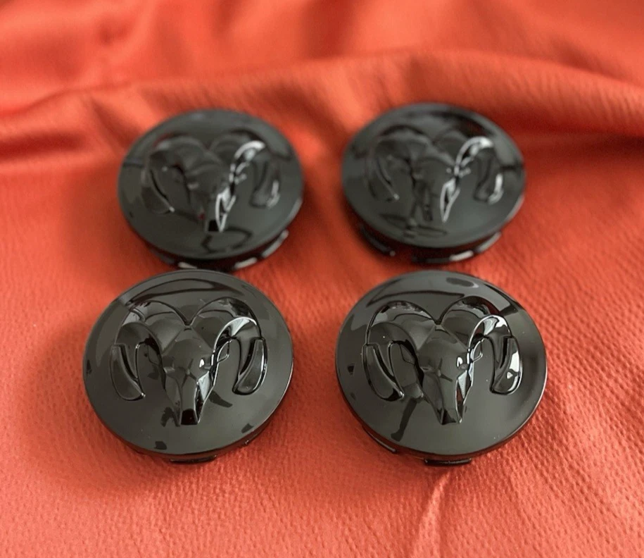4 tapas centrales de rueda negras brillantes Dodge 63 mm para cargador Challenger RAM 1500 Foto 2 de 4