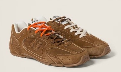 どんぐりコロコロmiumiu×New Balanceブラウン New Balance x Miu Miu Brown Open Back Sandal - E-SEVEN STORE