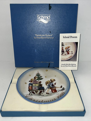 Parade into Toyland Christmas 1980 Plate Berta Hummel 10th LE Vintage Collectble
